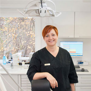 Tandlæge Sheila Bøgelund Aanæs fra Tandlægerne i Kollehus i Allerød